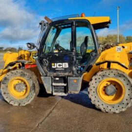 JCB<br>550-80 waste master<br>2019 machine<br>5,700 hours