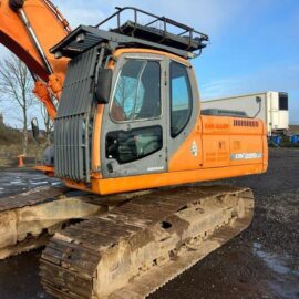 Doosan<br> DX 225<br> 2008<br> 11,400 hours